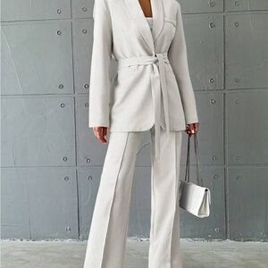Elegant Cream Women's Suit Set